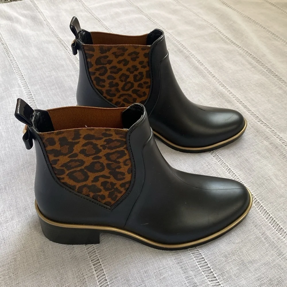 Kate Spade Sedgewick Domina Leopard Print Chelsea Ankle Boots.